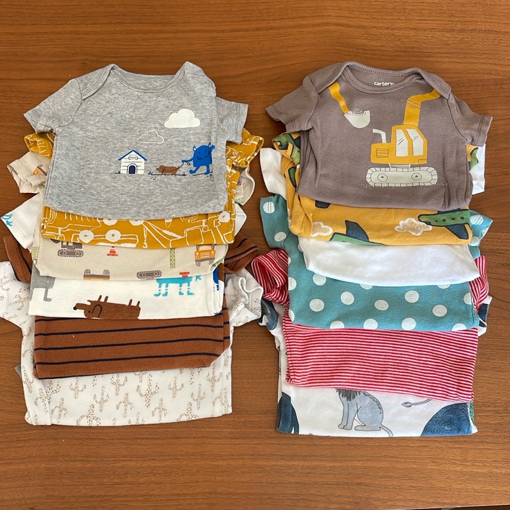 Bundle of 12 short sleeve onesies bodysuits 6 month boy